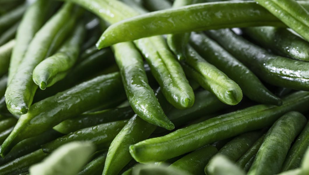 Gros plan sur des haricots verts